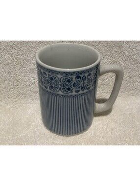 China Blue and White Floral 8oz. Mug with Casual Faded Denim Color